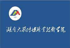 说明: 校旗.jpg